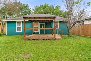 304 Epps St, Tomball, TX 77375 - Photo 27