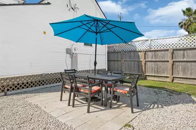 3624 Avenue S 1/2, Galveston, TX 77550 - Photo 19