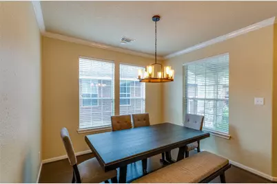10 Caelin Court, The Woodlands, TX 77382 - Photo 5