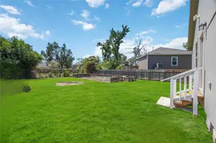 3606 Chickering St, Houston, TX 77026 - Photo 17