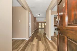 8235 Alabaster Dr, Houston, TX 77083 - Photo 5