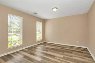 8235 Alabaster Dr, Houston, TX 77083 - Photo 7