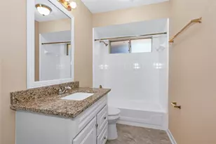 8235 Alabaster Dr, Houston, TX 77083 - Photo 35