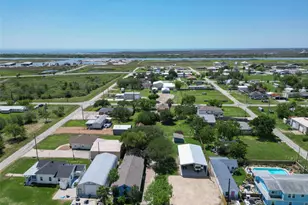 307 Center St, Matagorda, TX 77457 - Photo 39