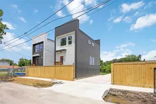 2116 Des Chaumes St, Houston, TX 77026 - Photo 35