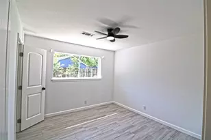 9211 Blankenship Dr, Houston, TX 77080 - Photo 15