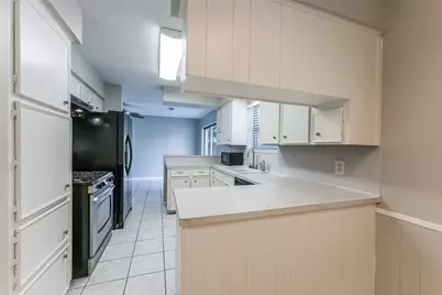 7015 Pine Vista Lane, Houston, TX 77092 - Photo 9