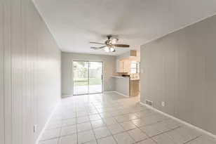 7015 Pine Vista Ln, Houston, TX 77092 - Photo 13