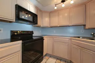 14703 Barryknoll, Houston, TX 77079 - Photo 11