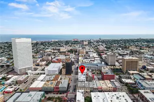 2102 Mechanic St, Galveston, TX 77550 - Photo 7