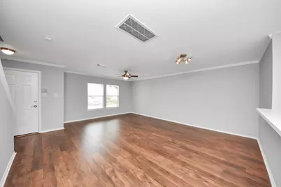 1714 Redwing Bluff Drive, Houston, TX 77009 - Photo 9