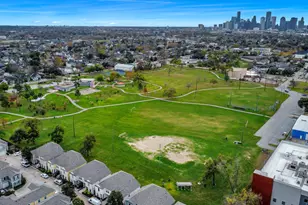 1714 Redwing Bluff Dr, Houston, TX 77009 - Photo 31