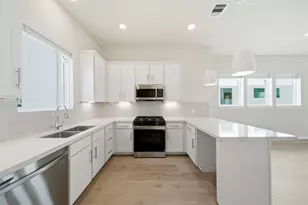 3073 Hicks St, Houston, TX 77007 - Photo 13