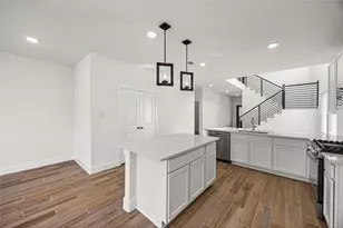 734 Stagecoach Dr, Dayton, TX 77535 - Photo 13