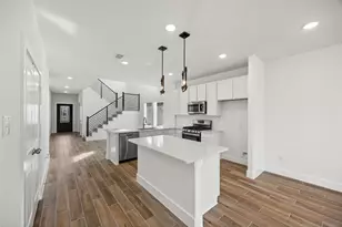 734 Stagecoach Dr, Dayton, TX 77535 - Photo 11