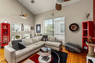 840 Robin St, Houston, TX 77019 - Photo 15