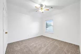 9606 Summer Run Dr, Houston, TX 77064 - Photo 31