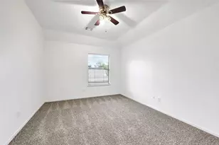 9606 Summer Run Dr, Houston, TX 77064 - Photo 33