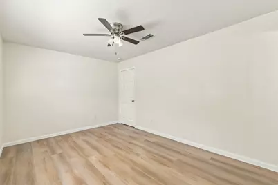 6119 Standing Oaks Street, Houston, TX 77050 - Photo 19