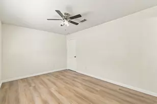 6119 Standing Oaks St, Houston, TX 77050 - Photo 19