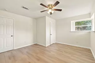 6119 Standing Oaks St, Houston, TX 77050 - Photo 25