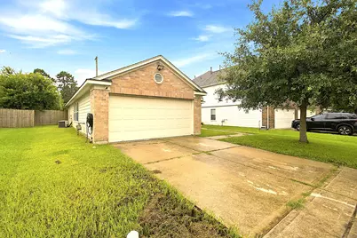 5710 Turmeric Drive, Baytown, TX 77521 - Photo 3
