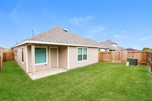 3045 Wood Lily Dr, Brookshire, TX 77423 - Photo 3