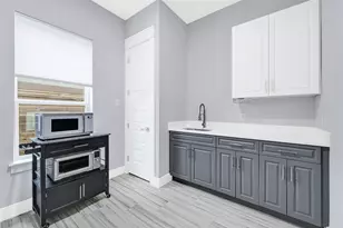6118 Truro St, Houston, TX 77007 - Photo 5