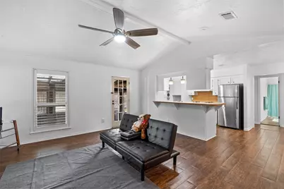 2003 Counter Point Drive, Houston, TX 77055 - Photo 9