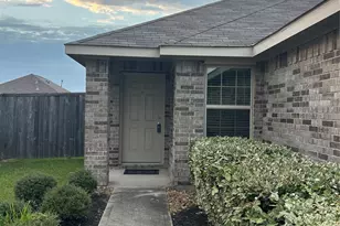 4311 Cedar Elm St, Baytown, TX 77521 - Photo 5