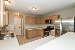 19119 Royal Isle Dr, Tomball, TX 77375 - Photo 9