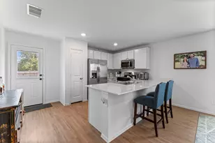 1359 Bougainvillea Dr, Conroe, TX 77301 - Photo 11