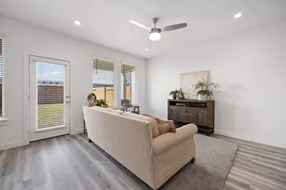3243 Summercrisp Hollow Lane, Pearland, TX 77581 - Photo 15