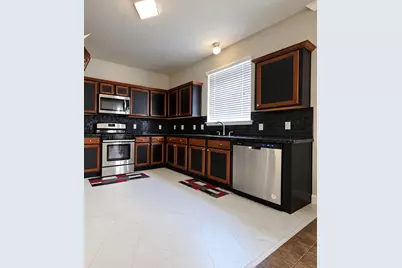 8007 Montague Manor Lane, Houston, TX 77072 - Photo 3