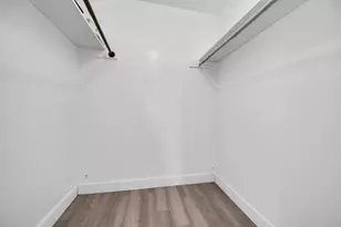 5606 Elmlawn Dr, Houston, TX 77033 - Photo 11