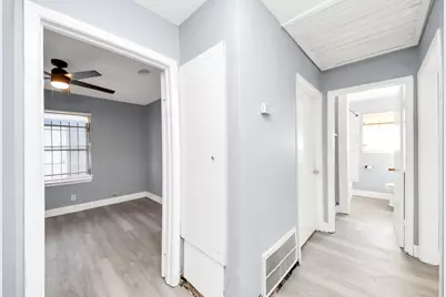 5606 Elmlawn Drive, Houston, TX 77033 - Photo 17