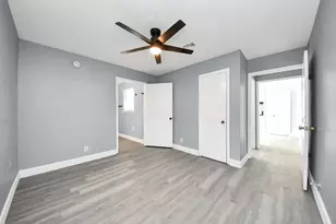 5606 Elmlawn Dr, Houston, TX 77033 - Photo 15