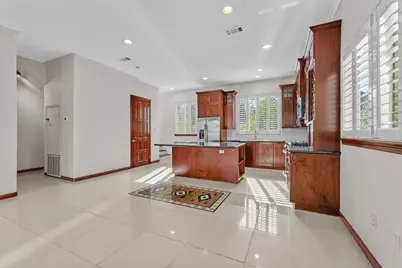 6018 Kirby Drive, West University Place, TX 77005 - Photo 17