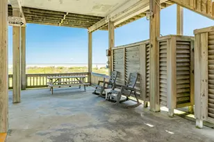 22509 Kennedy Dr, Galveston, TX 77554 - Photo 27