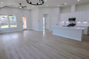 2818 Soffiano Ln, League City, TX 77573 - Photo 11