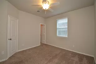 11134 Honeysuckle Haven Dr, Cypress, TX 77433 - Photo 19