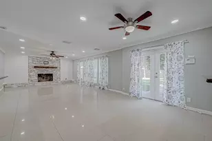 8110 Bent Oak Ln, Spring, TX 77379 - Photo 11