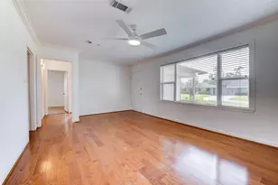 1806 Gardenia Dr, Houston, TX 77018 - Photo 5