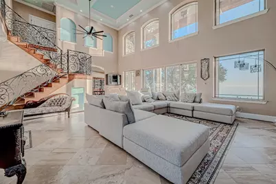 2011 Crescent Drive, La Porte, TX 77571 - Photo 9