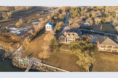 2011 Crescent Drive, La Porte, TX 77571 - Photo 3