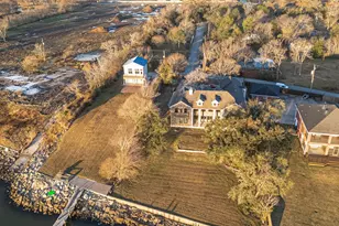 2011 Crescent Dr, La Porte, TX 77571 - Photo 3