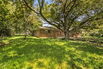 208 Garden Drive, Friendswood, TX 77546 - Photo 29
