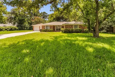 208 Garden Drive, Friendswood, TX 77546 - Photo 31