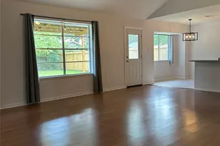 2414 Manila Ln, Houston, TX 77043 - Photo 3
