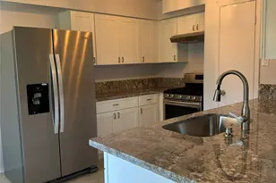 2414 Manila Ln, Houston, TX 77043 - Photo 5